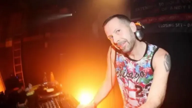 DJ Andy Farley - A look back at his iconic history - audio groover