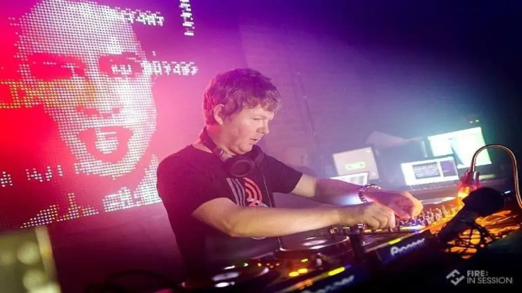 John Digweed - The DJ that is a legend
