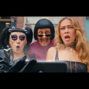 Oliver Tree - Essence - feat. super computer